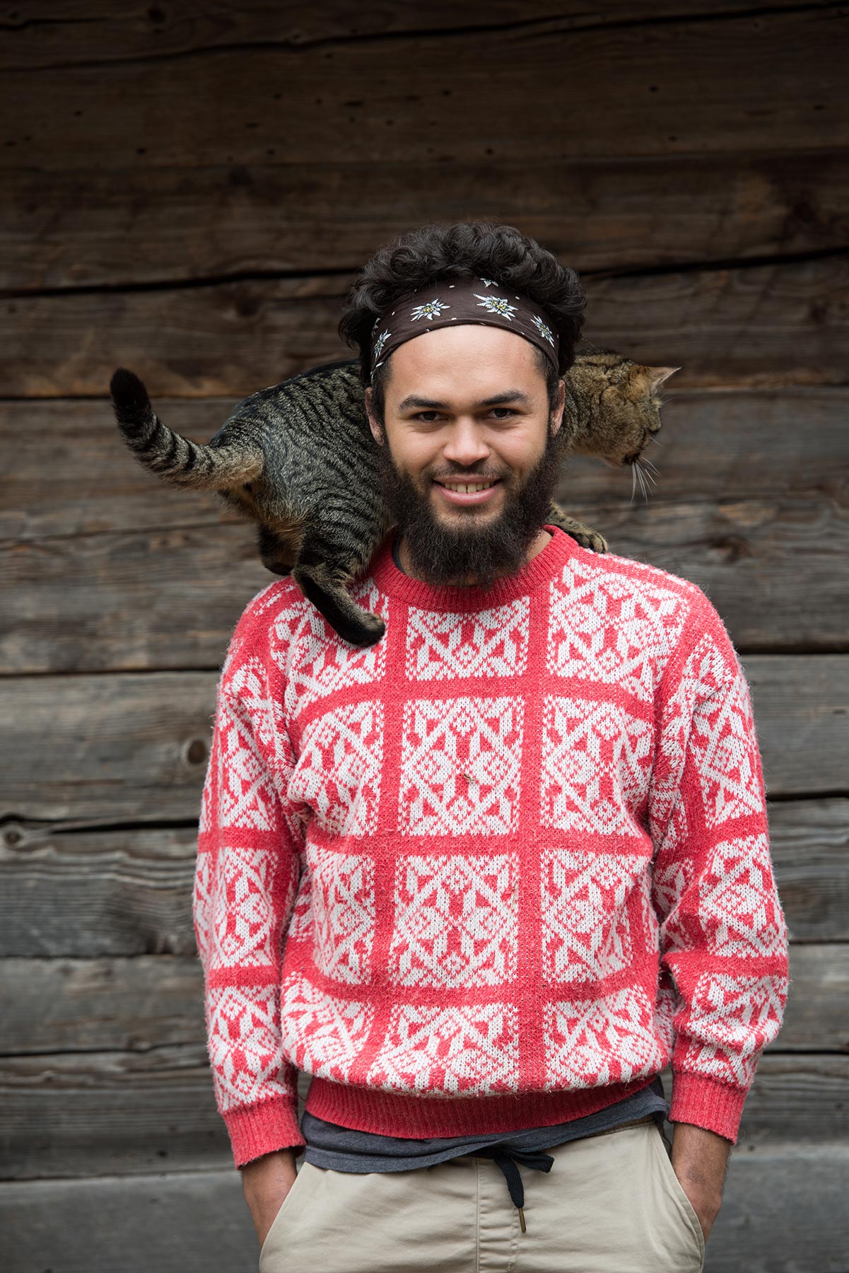 Portrait Of Man And Cat PQBSZAX